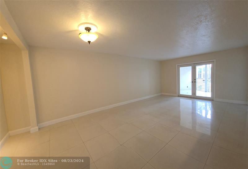 Image 12 of 22 For 1830 Sabal Palm Dr  206