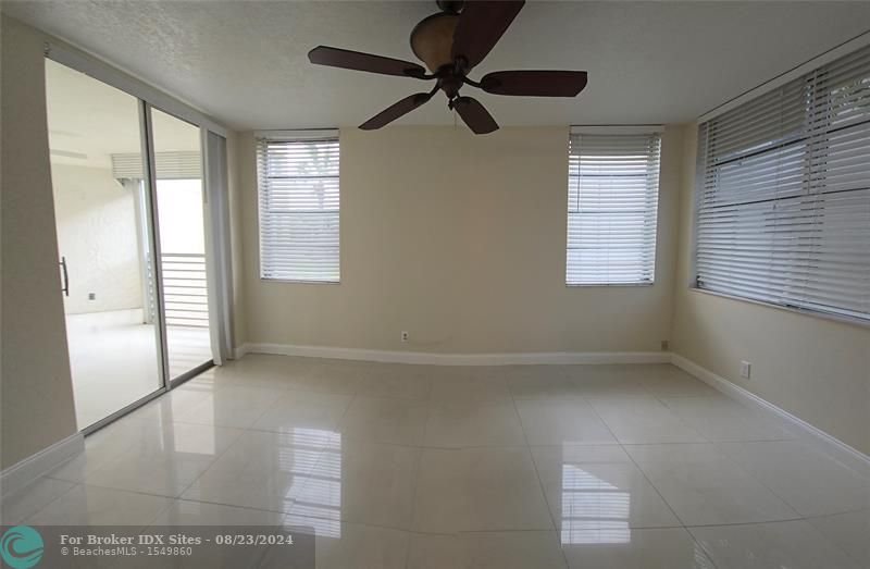 Image 17 of 22 For 1830 Sabal Palm Dr  206