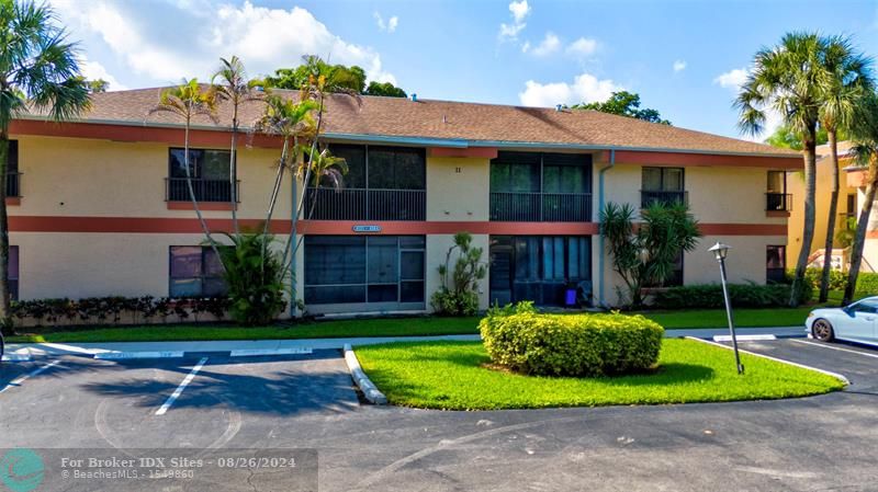 Image 32 of 33 For 4185 Carambola Cir S  2182