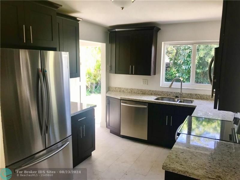 Details for 250 69th Way, Hollywood, FL 33024