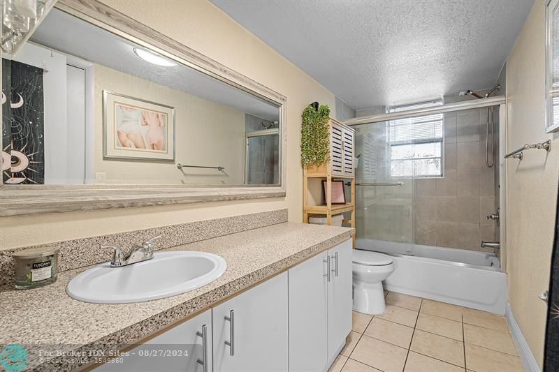 Image 16 of 16 For 17255 95th Ave  356