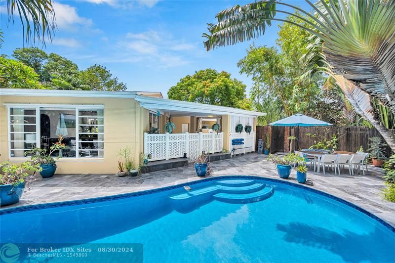 Details for 700 15th Ct  , Fort Lauderdale, FL 33304