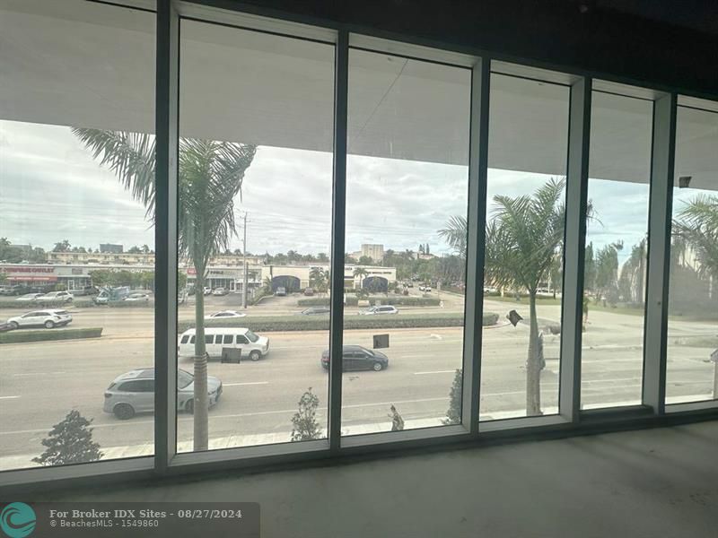 Image 12 of 30 For 1006 Hallandale Beach Blvd  4-205