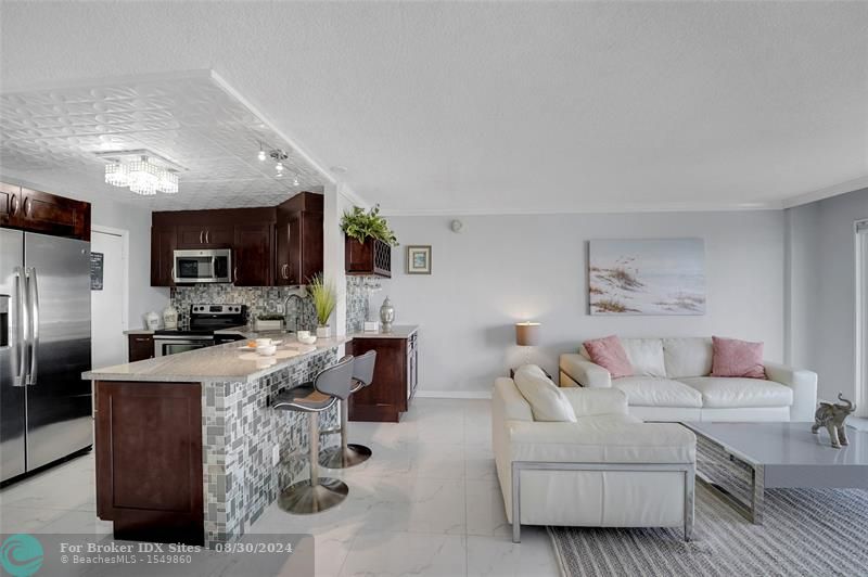 Image 9 of 37 For 133 Pompano Beach Blvd  406