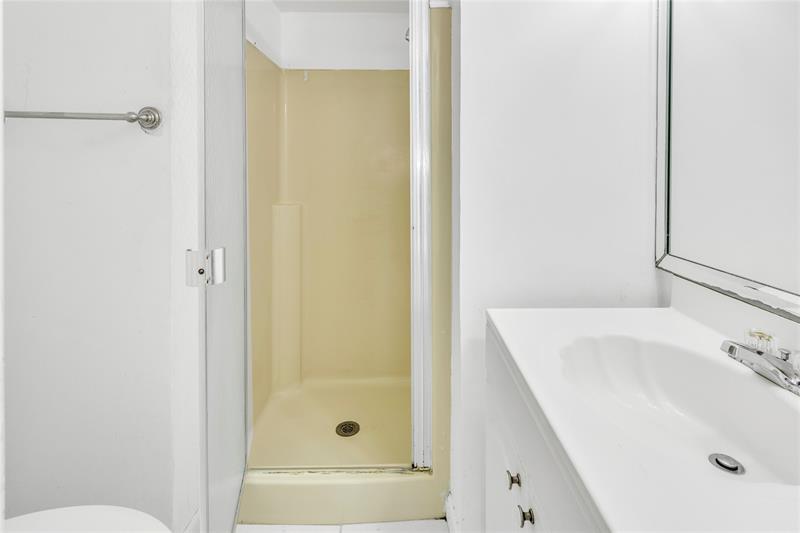 Image 12 of 17 For 5880 57th Ave  6