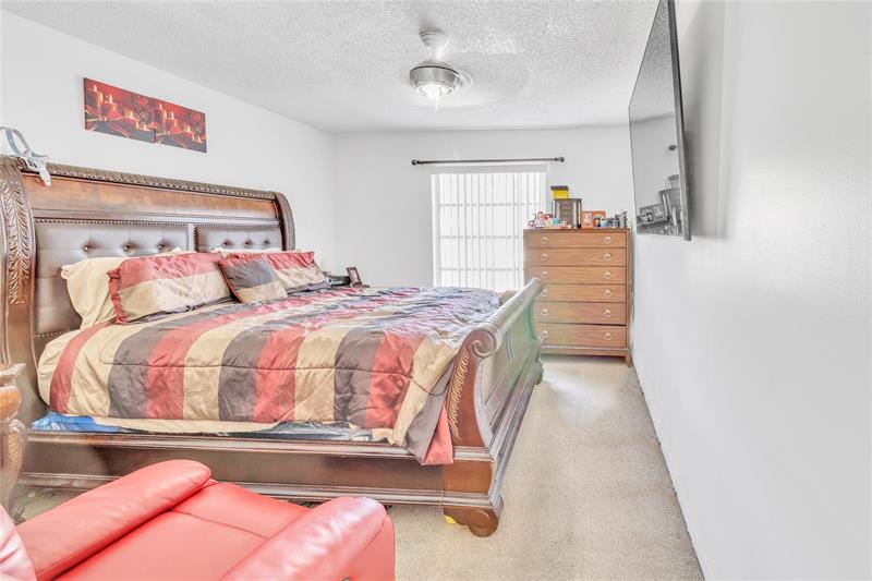 Image 13 of 17 For 5880 57th Ave  6