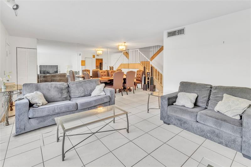 Image 7 of 17 For 5880 57th Ave  6