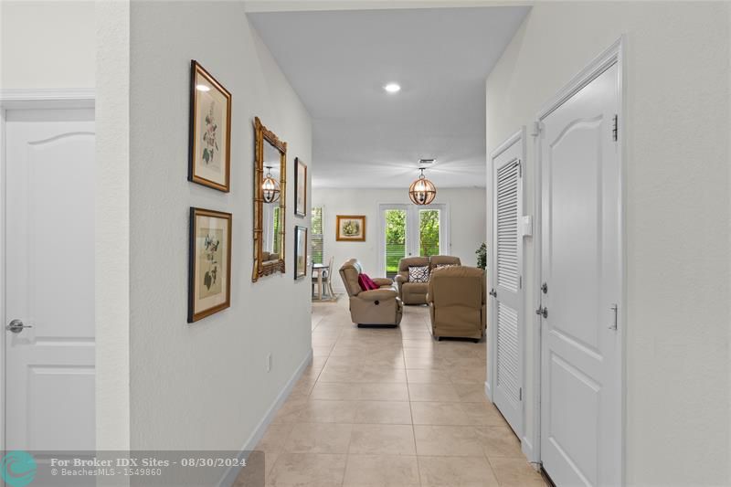 Image 10 of 35 For 10029 Verona Cir