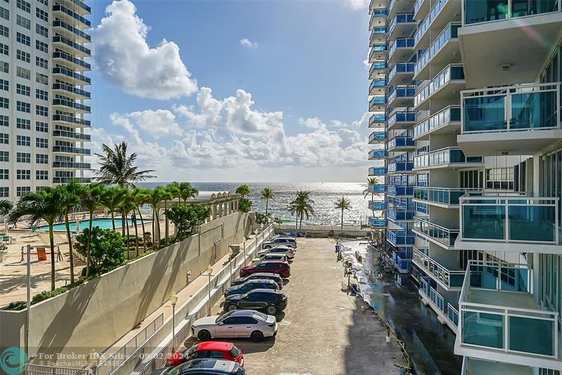 Image 4 of 38 For 3430 Galt Ocean Dr  401