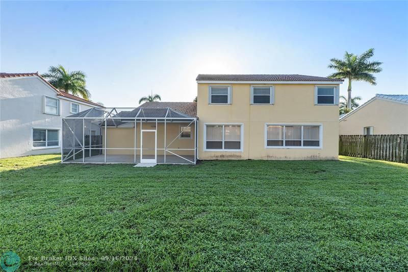 Image 6 of 58 For 10212 Allamanda Blvd