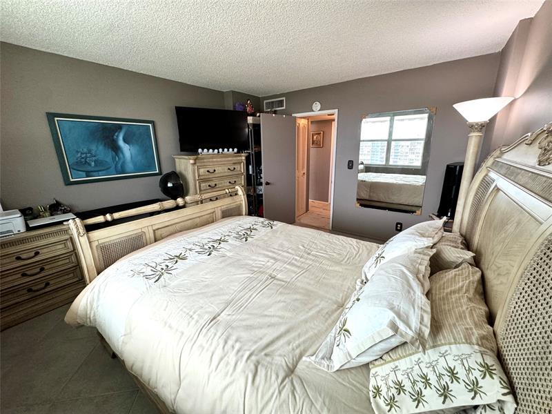 Image 18 of 48 For 777 Federal Hwy  Rph11