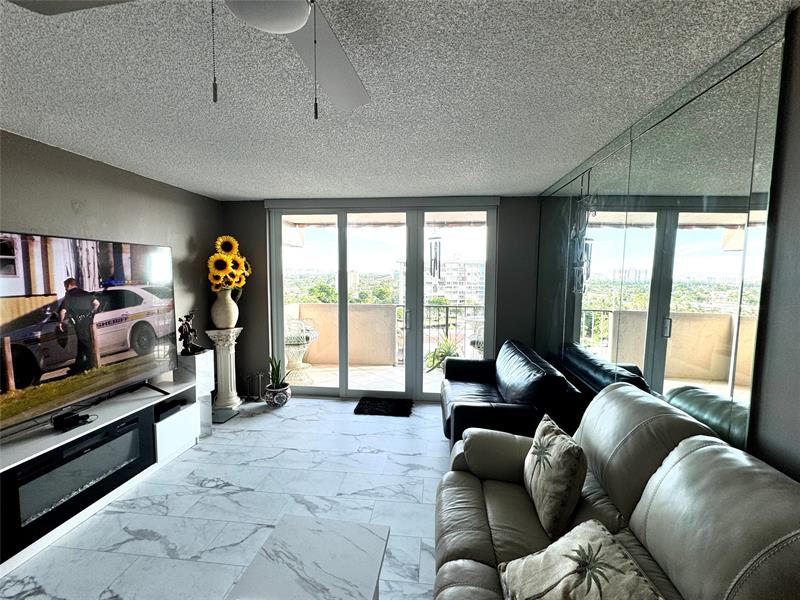 Image 20 of 48 For 777 Federal Hwy  Rph11