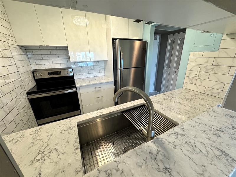 Image 7 of 48 For 777 Federal Hwy  Rph11