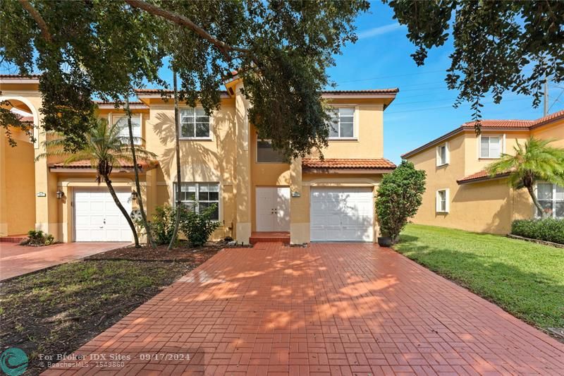 Details for 201 Forest Oak Cir, Davie, FL 33325