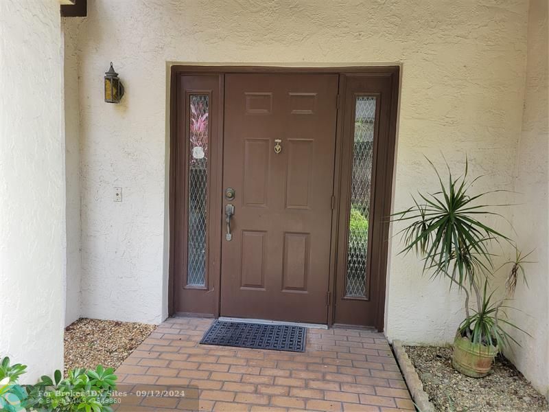 Image 2 of 41 For 2556 Carambola Cir  1843