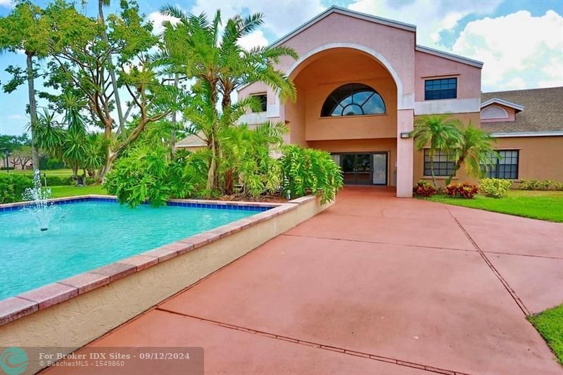 Image 35 of 41 For 2556 Carambola Cir  1843