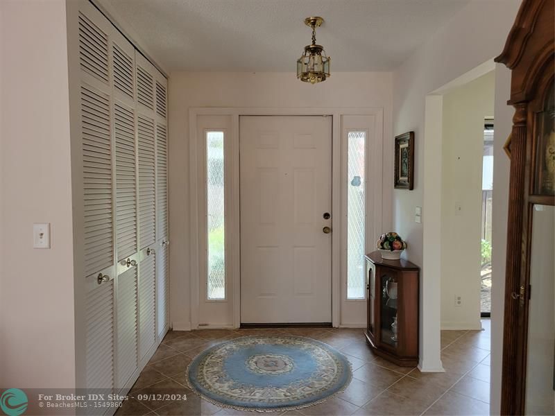 Image 5 of 41 For 2556 Carambola Cir  1843