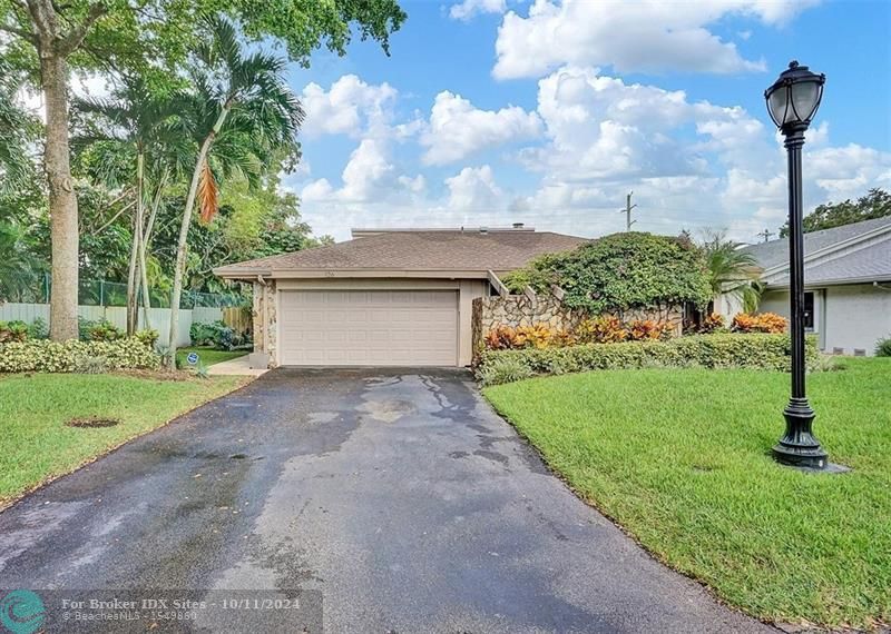 Details for 126 Laurel Rd, Hollywood, FL 33021