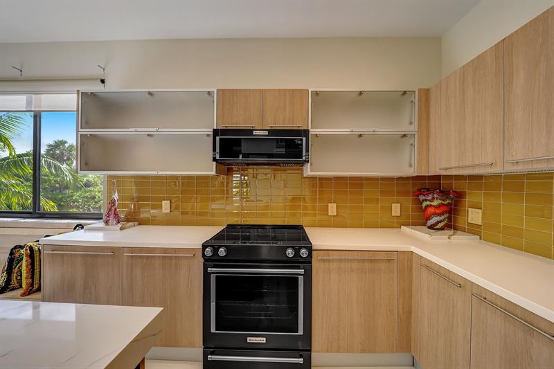 Image 20 of 53 For 173 1st Cir  173