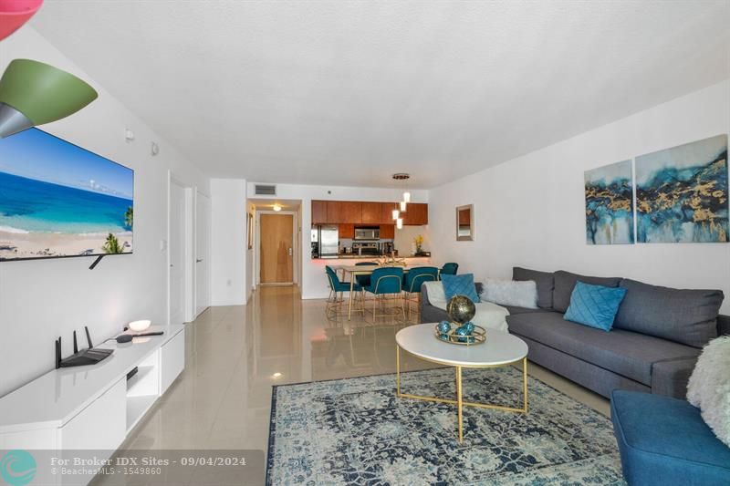 1200 Brickell Bay Dr  2014