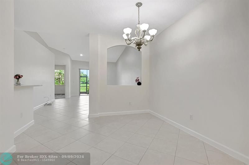 Image 7 of 27 For 23133 Addison Lakes Cir