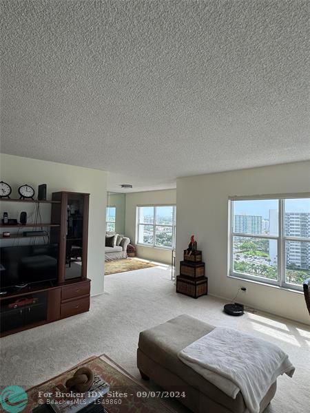 Image 8 of 28 For 3550 Galt Ocean Dr  1507