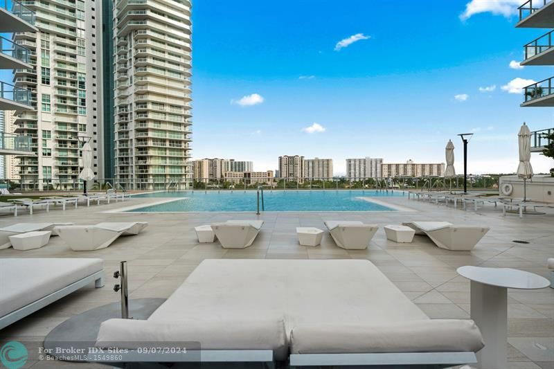 Image 13 of 58 For 300 Sunny Isles Blvd  4-1603