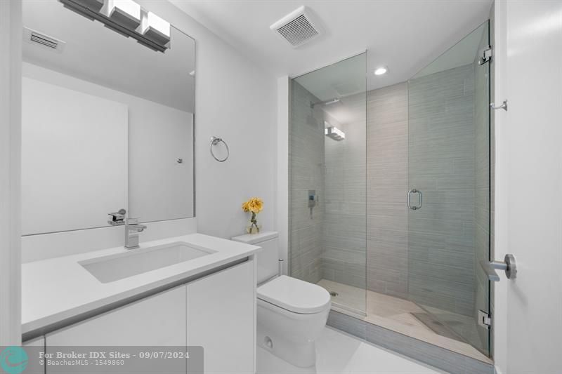 Image 44 of 58 For 300 Sunny Isles Blvd  4-1603