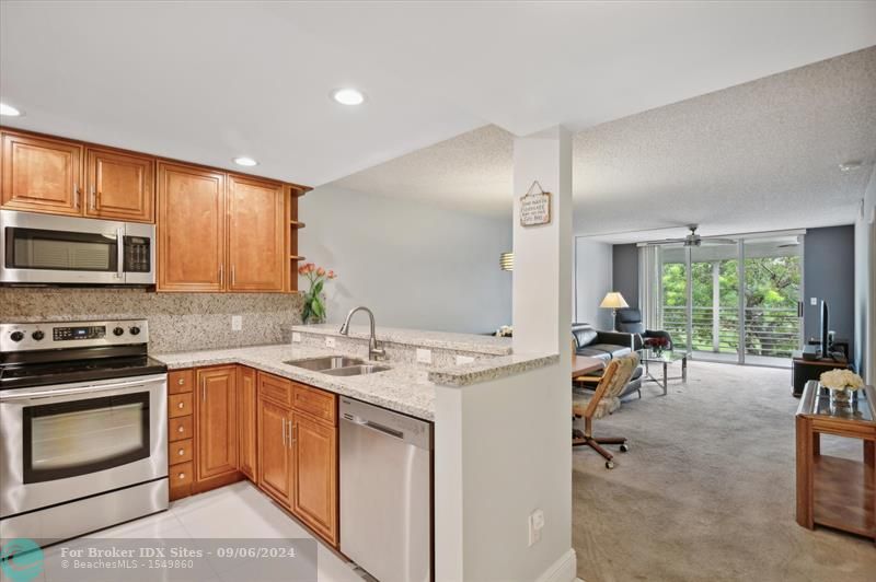 Details for 3503 Oaks Way  302, Pompano Beach, FL 33069