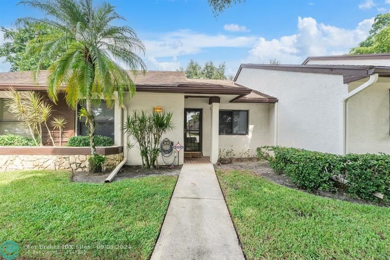 Image 3 of 51 For 3208 Carambola Cir S  3208