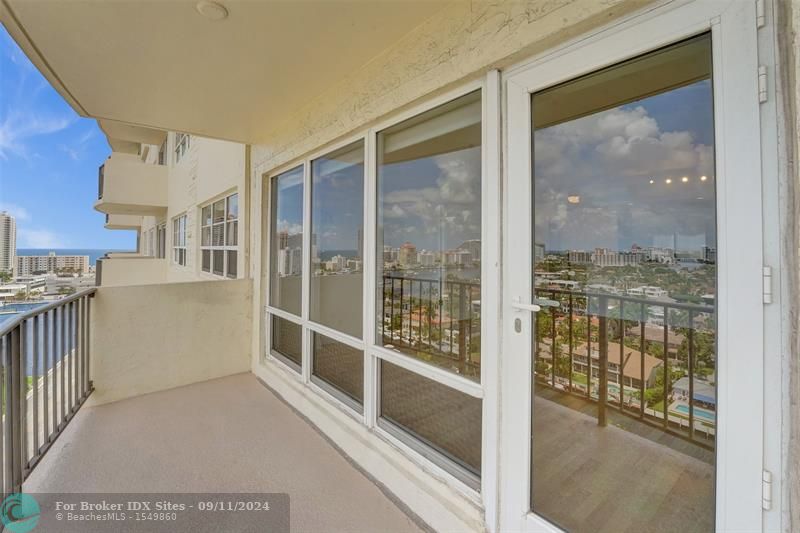 Image 22 of 30 For 2500 Las Olas Blvd  1704