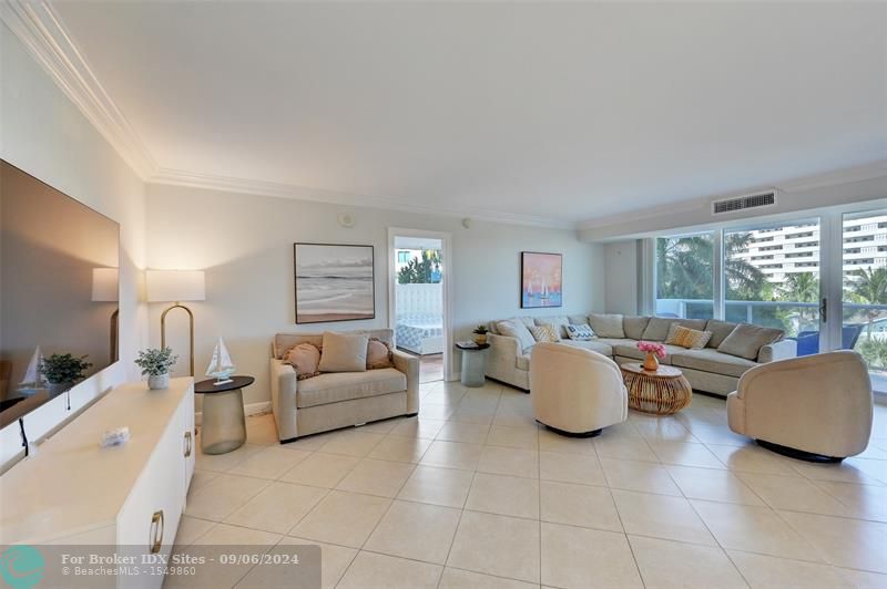 Image 3 of 21 For 2715 Ocean Blvd  3a