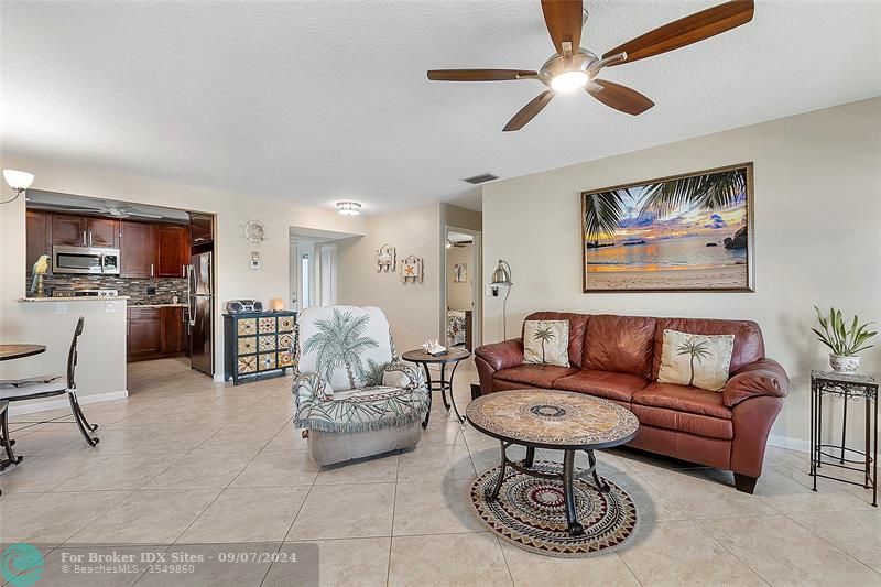 Image 7 of 50 For 2849 Carambola Cir South  19120