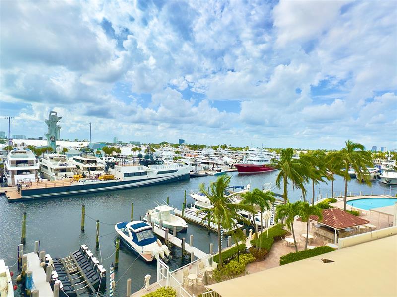 Image 9 of 57 For 1 Las Olas Circle  314