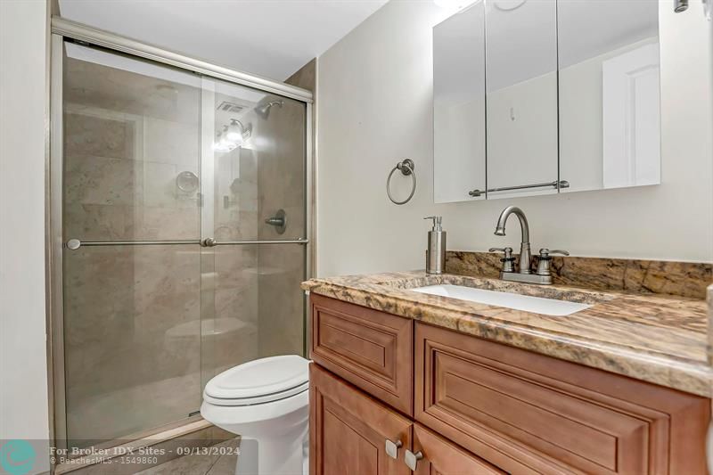 Image 13 of 20 For 7518 Ashmont Cir  103