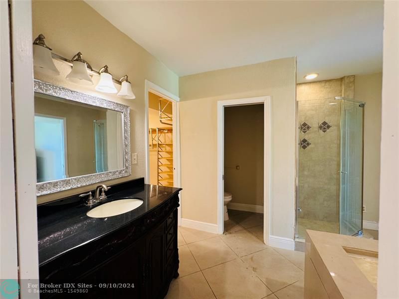 Image 21 of 22 For 5613 Travelers Palm Ln