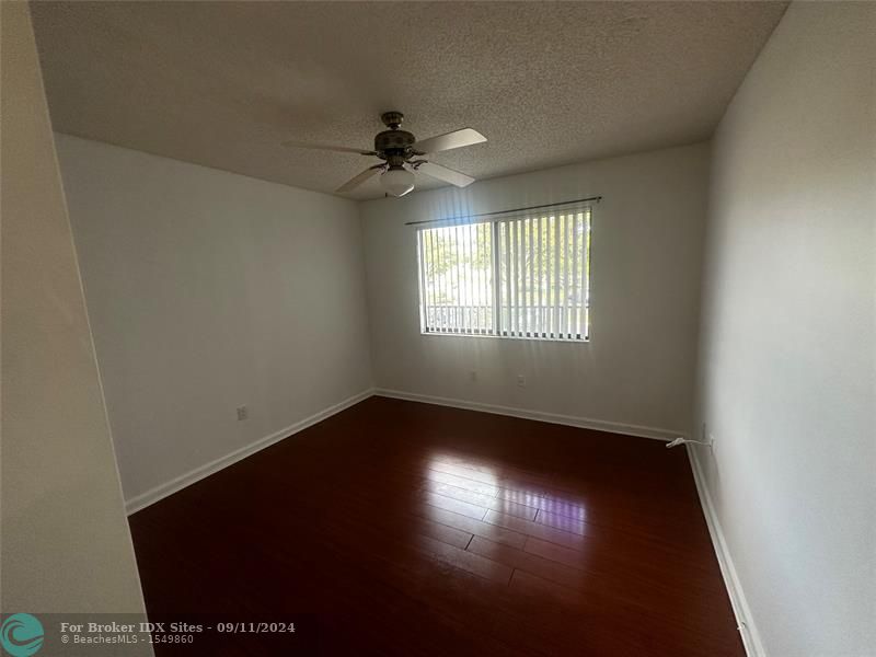 Image 15 of 27 For 10344 Clairmont Cir  306