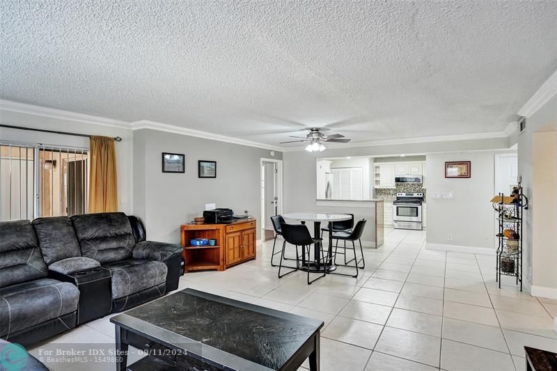 Image 11 of 26 For 12215 Royal Palm Blvd  4q