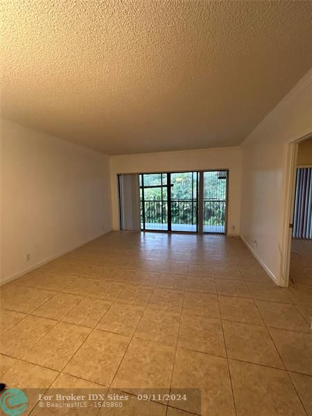 Image 4 of 22 For 2500 Coral Springs Dr  314