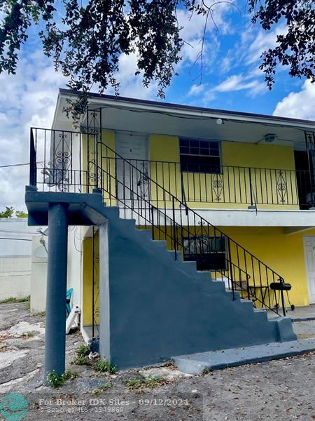 Details for 113 27th Ave  3, Fort Lauderdale, FL 33311