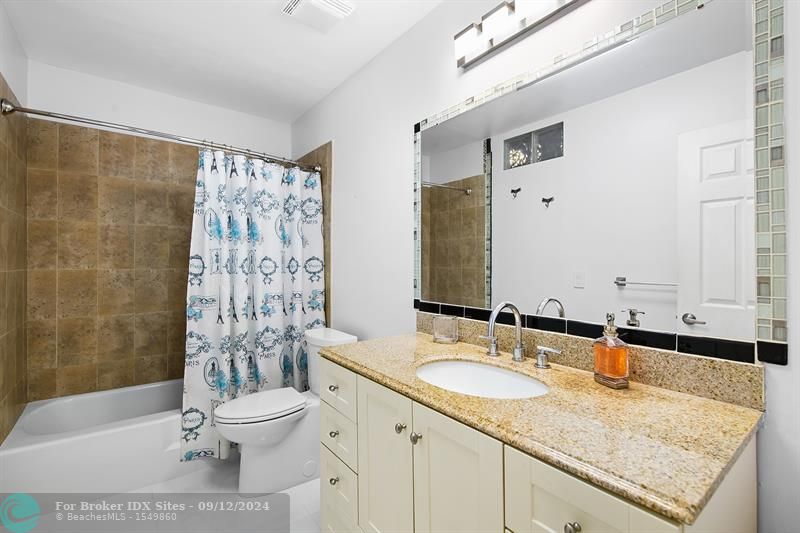 Image 11 of 20 For 1770 Las Olas Blvd  203