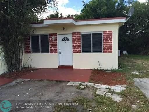 Details for 5919 Arthur St  2, Hollywood, FL 33021