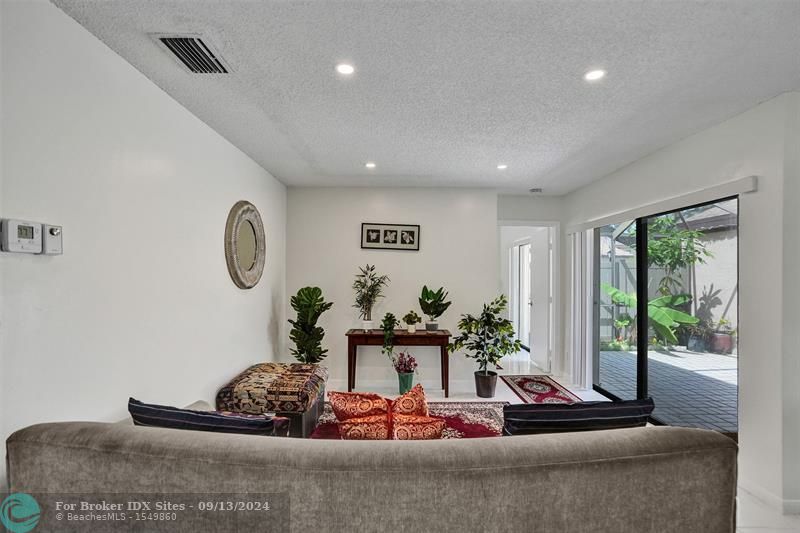 Image 10 of 34 For 2624 Carambola Cir  1710