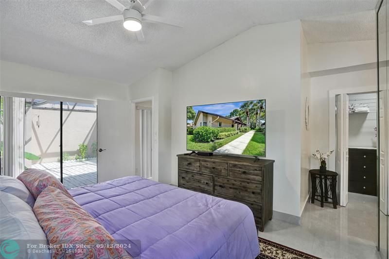 Image 16 of 34 For 2624 Carambola Cir  1710