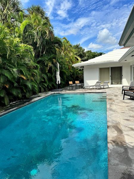 Image 16 of 42 For 2020 Coral Reef Dr