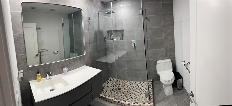 Image 25 of 42 For 2020 Coral Reef Dr