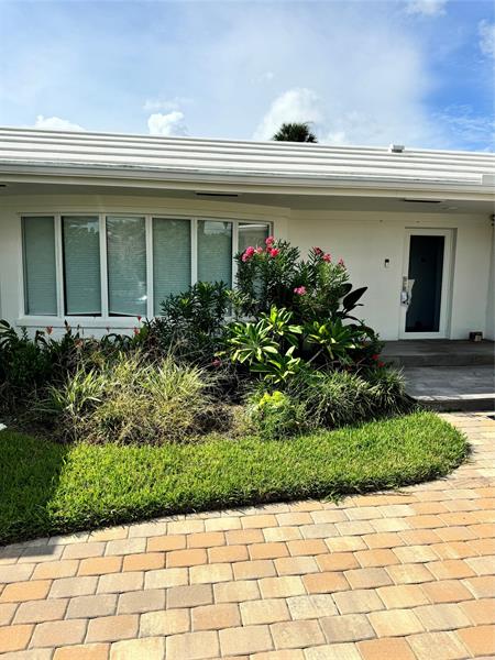 Image 5 of 42 For 2020 Coral Reef Dr