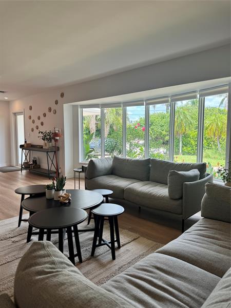 Image 8 of 42 For 2020 Coral Reef Dr