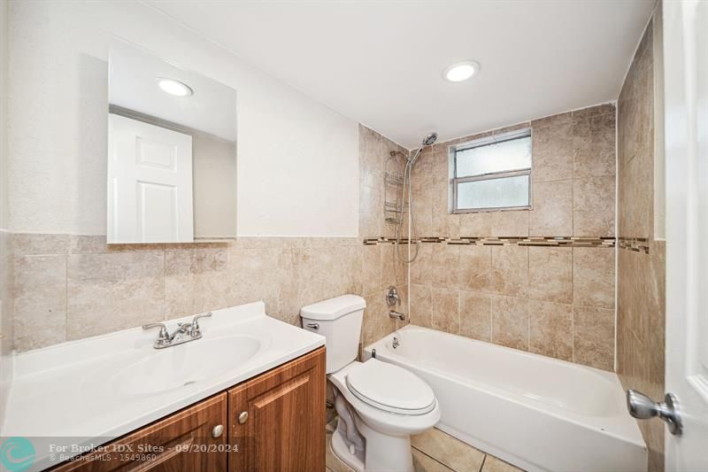 Image 14 of 16 For 4845 9th Dr  4845