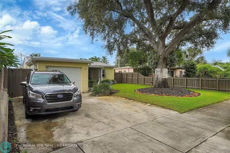 Details for 121 54th Ct  , Fort Lauderdale, FL 33309